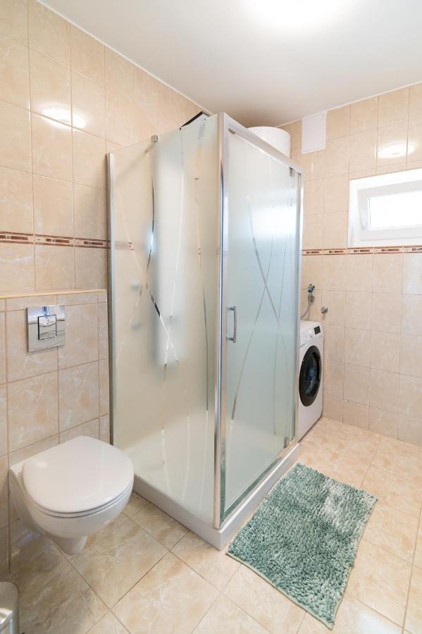 Eternity Apartmanhaz Keszthely Exterior foto